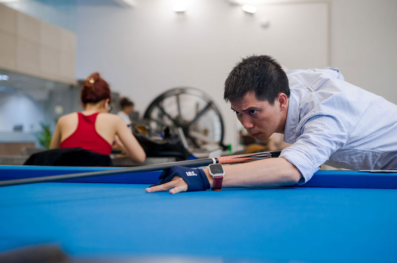 Vì Sao Đánh Bida Hay Bị Trượt